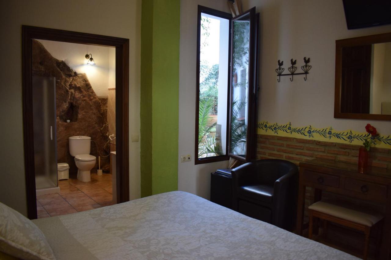 Hostal Rural Molino Del Bombo Aracena Exterior photo